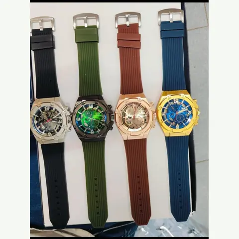 MC-0003 Men Curved-Iron Watch