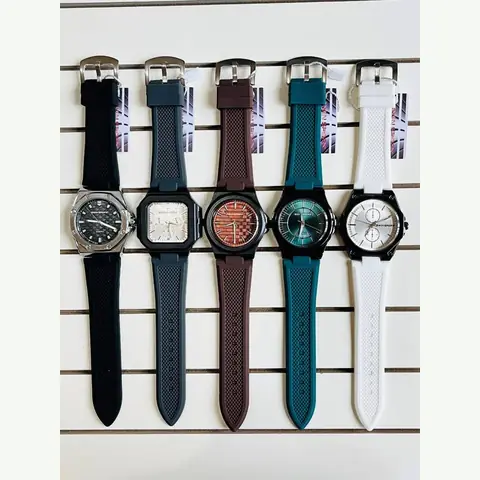 MC-0010 Men Curved-Iron Watch