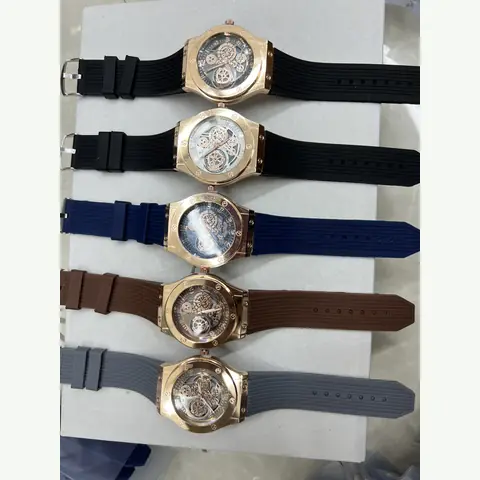 MC-0018 Men Curved-Iron Watch