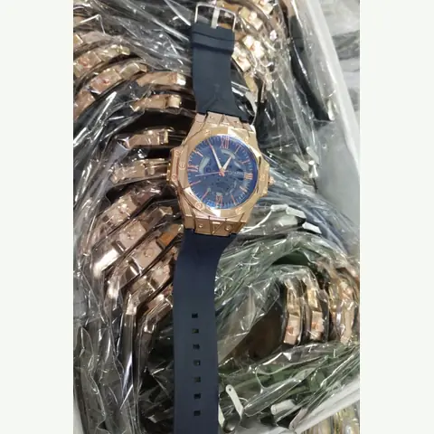 MC-0021 Men Curved-Iron Watch