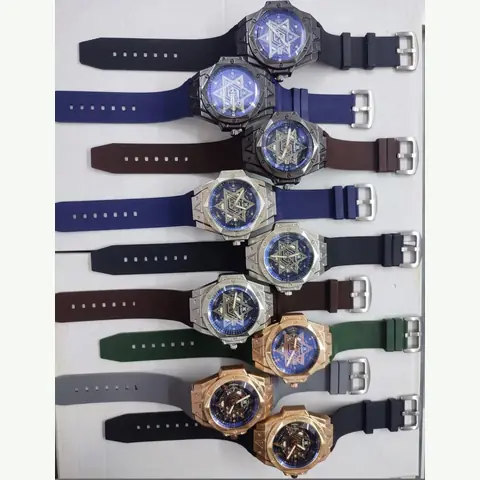MC-0025 Men Curved-Iron Watch