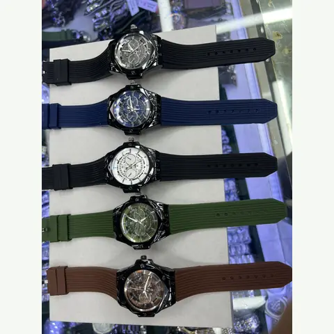 MC-0026 Men Curved-Iron Watch