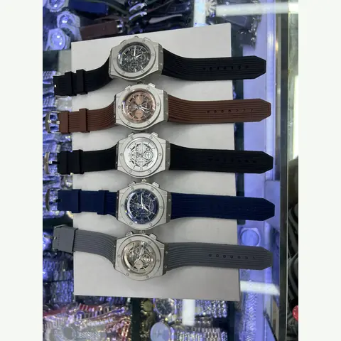 MC-0028 Men Curved-Iron Watch