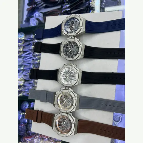 MC-0029 Men Curved-Iron Watch