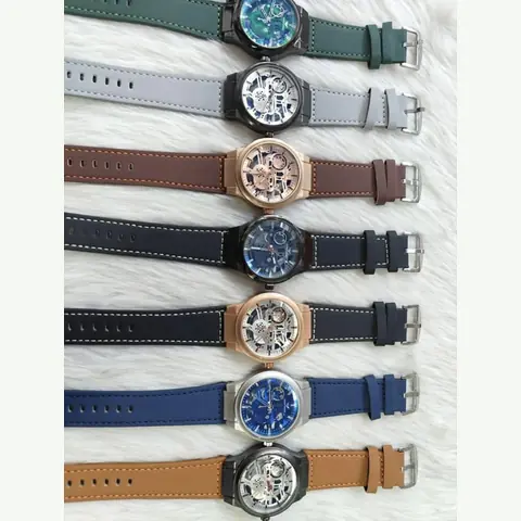 MC-0102 Men Curved-Iron Watch