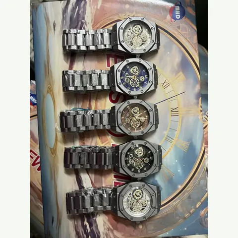 MC-0106 Men Curved-Iron Watch