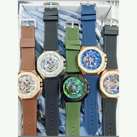 MC-0118 Men Curved-Iron Watch