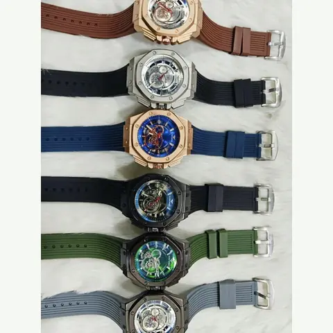 MC-0133 Men Curved-Iron Watch