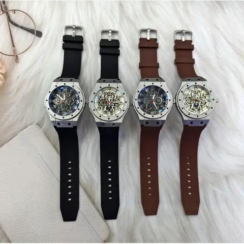 MC-0141 Men Curved-Iron Watch