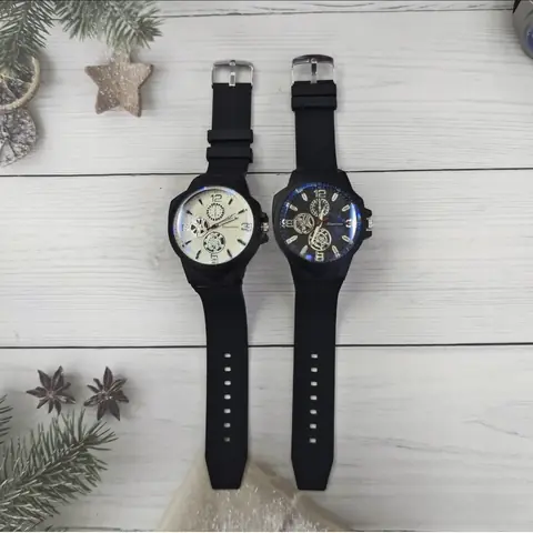 MC-0149 Men Curved-Iron Watch