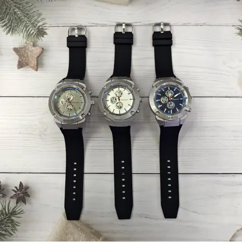 MC-0152 Men Curved-Iron Watch