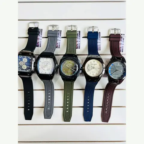 MC-0154 Men Curved-Iron Watch