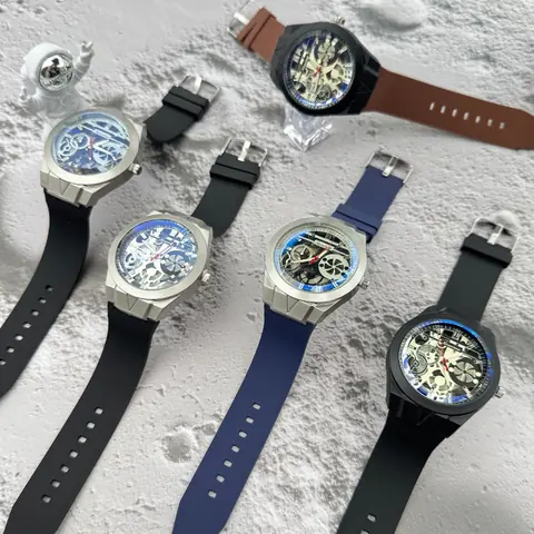 MC-0160 Men Curved-Iron Watch