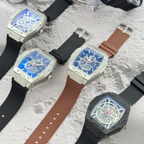 MC-0161 Men Curved-Iron Watch