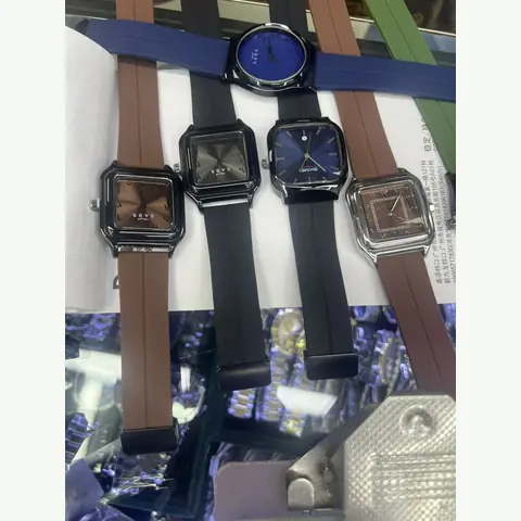 ML-1109 Men Leather Watch